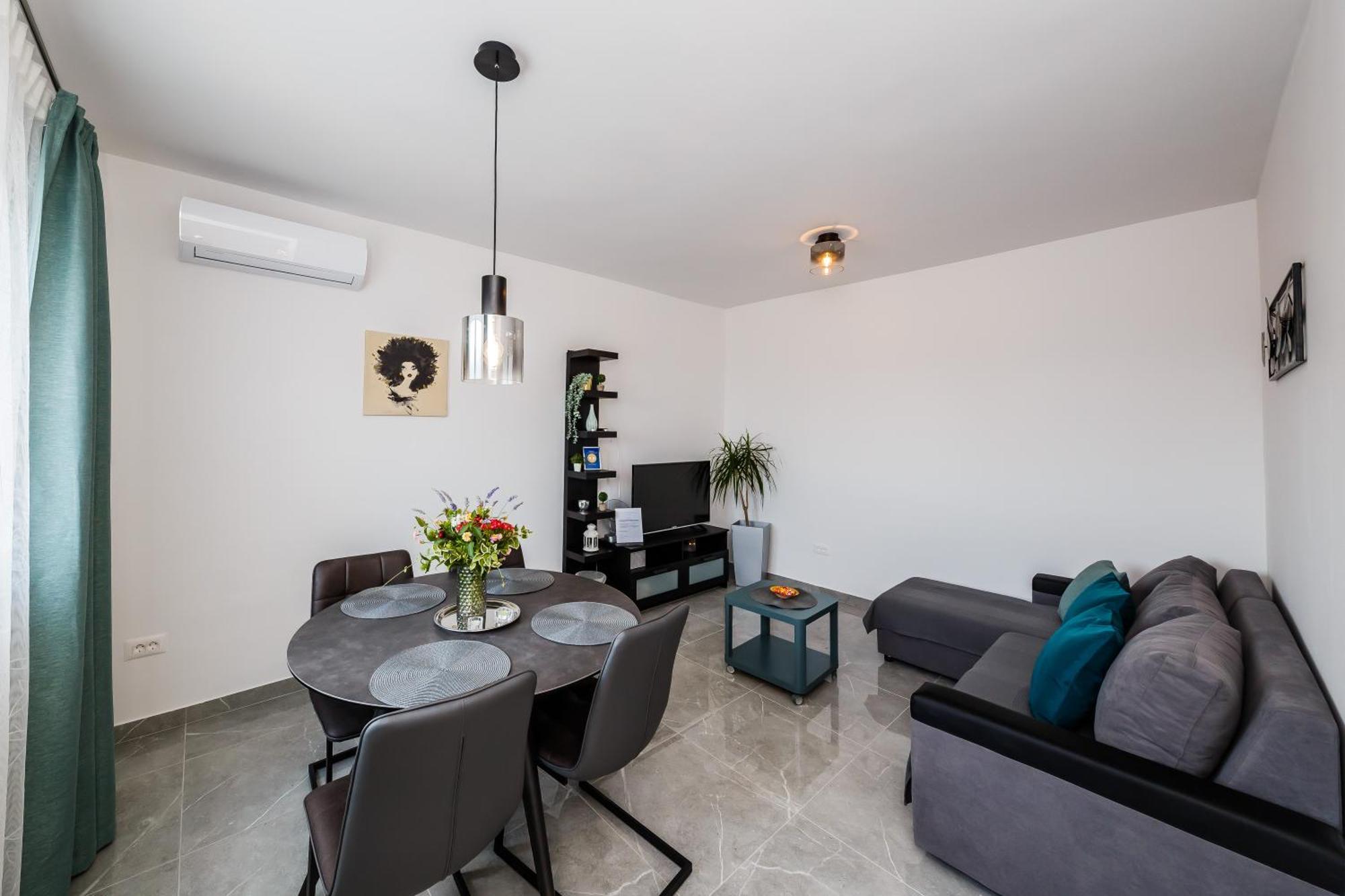 Apartmani Ujakovic Kastela Dış mekan fotoğraf