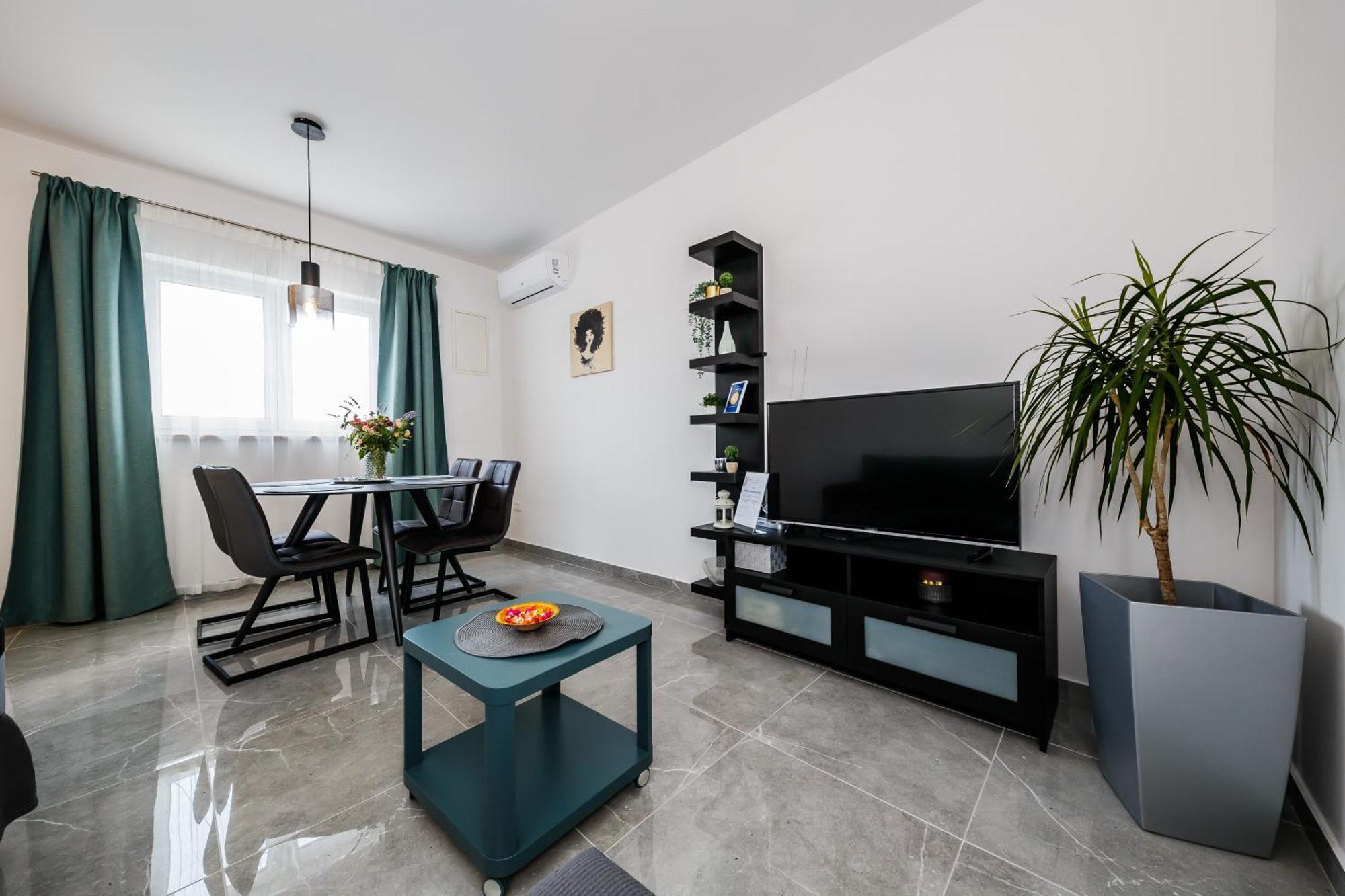 Apartmani Ujakovic Kastela Dış mekan fotoğraf