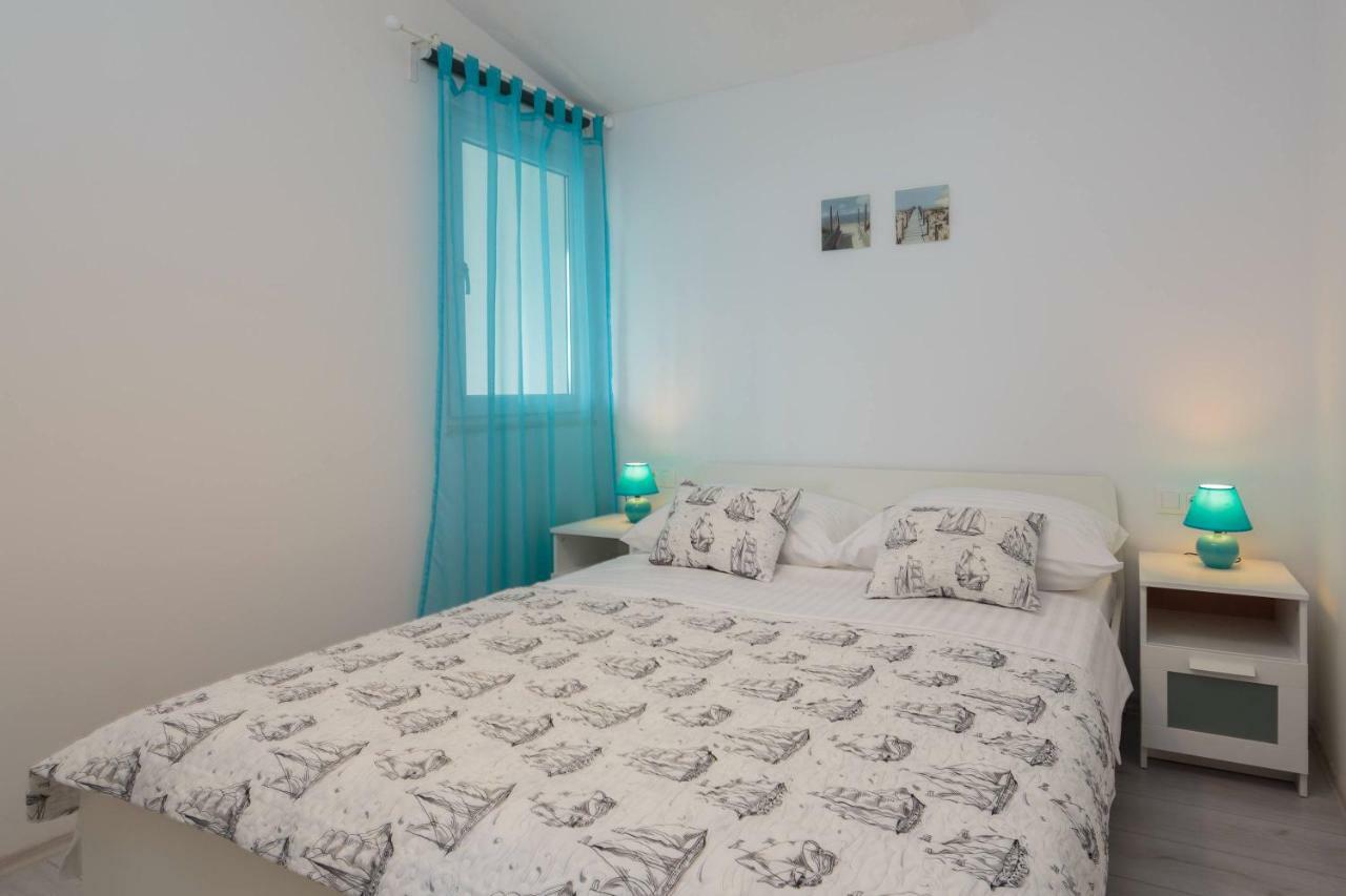 Apartmani Ujakovic Kastela Dış mekan fotoğraf