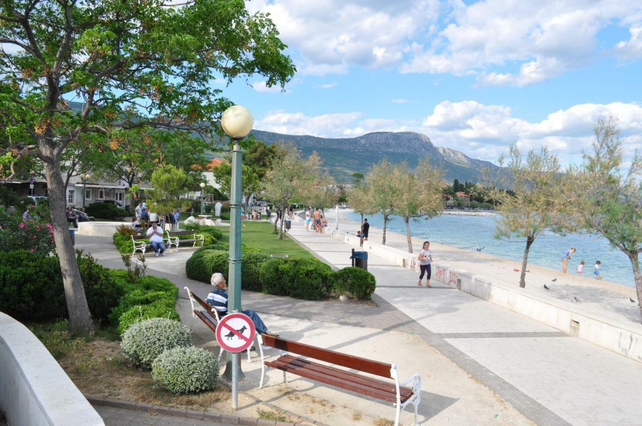 Apartmani Ujakovic Kastela Dış mekan fotoğraf