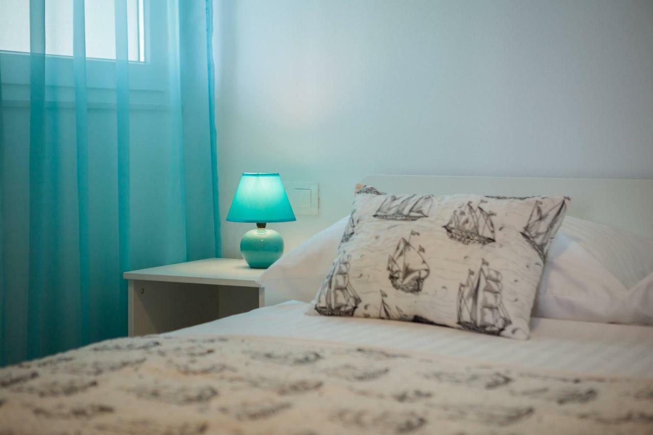 Apartmani Ujakovic Kastela Dış mekan fotoğraf
